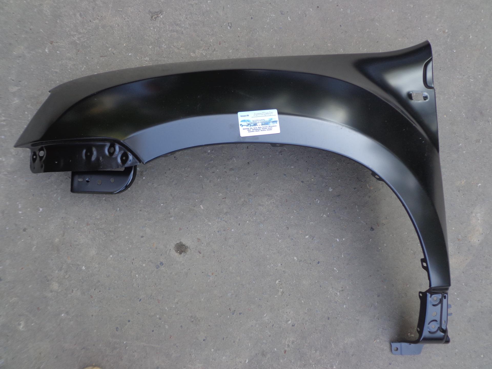 Крыло переднее левое  Renault Duster 631012718R