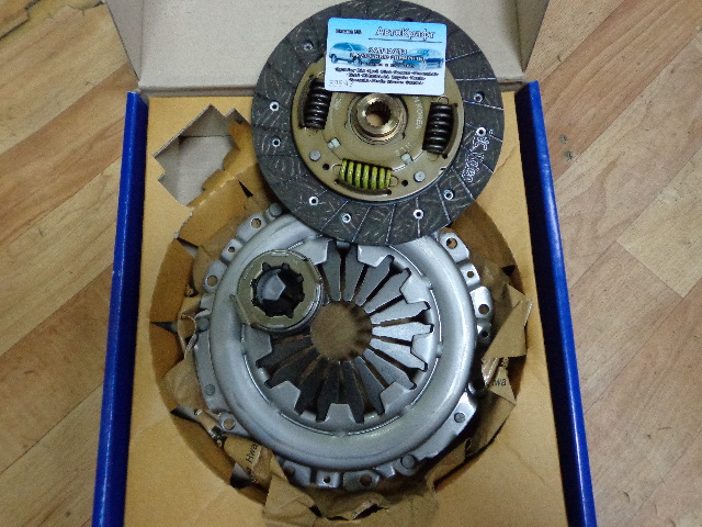 Комплект сцепления Chevrolet Aveo 1.2L 8V Valeo 96325012 