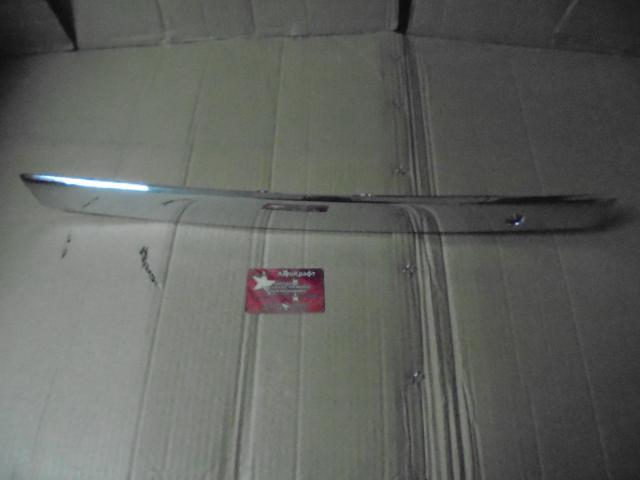 Молдинг задней двери Geely Emgrand X7 1018011611