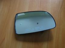 Зеркальный элемент правый Chevrolet Aveo 06- 96800780