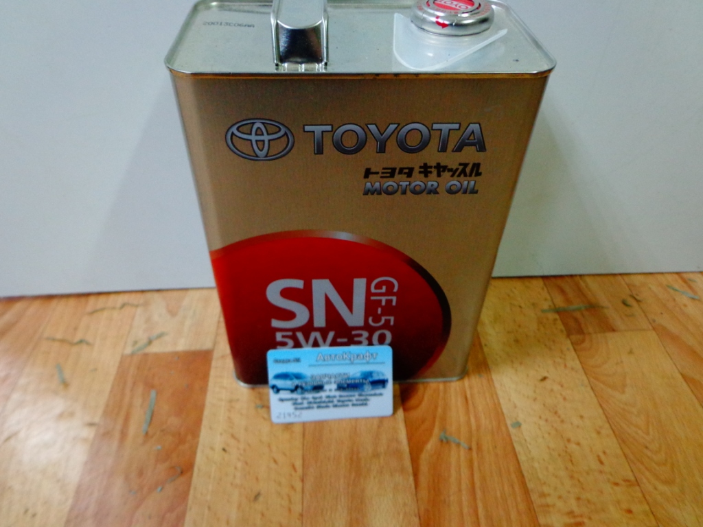Масло моторное синтетическое 5W-30 TOYOTA SN 4L
