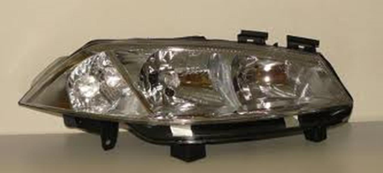 <span>Фара правая под корректор RENAULT MEGANE 02-</span>