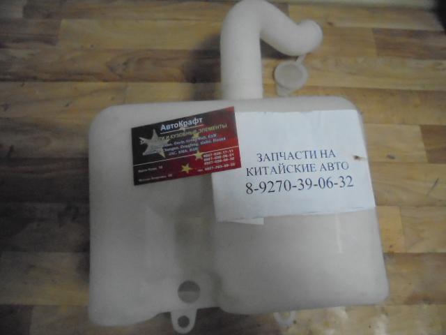 Бачок омывателя лобового стекла (без мотора) HOWO WG1642860001