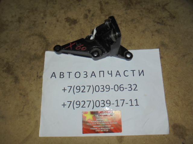 Кронштейн двигателя правый Lifan Solano II 1,8L