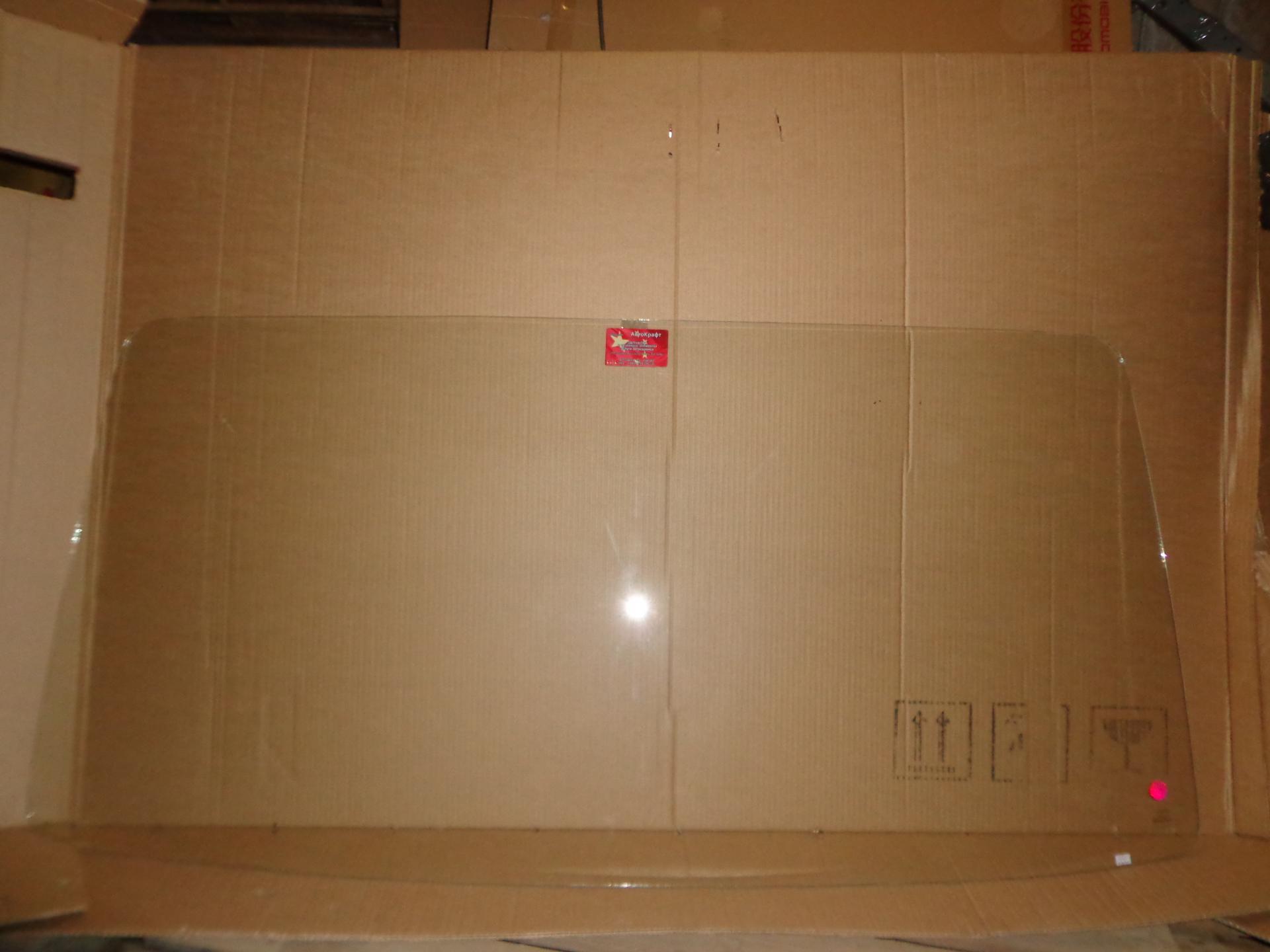 Стекло лобовое BAW33463 Tonik Baw Fenix Tonik 5206N011A01
