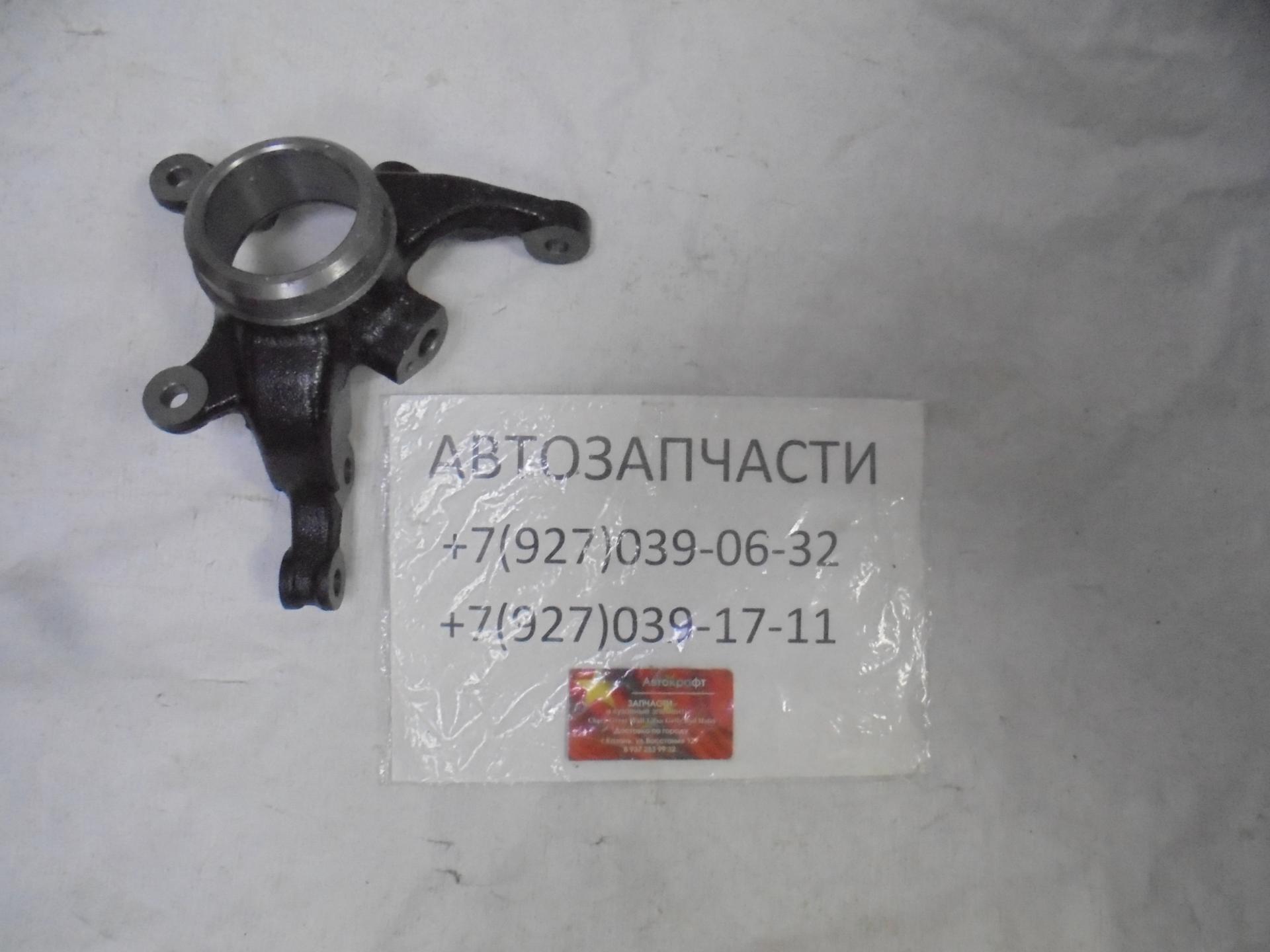 Кулак повортный правый Moskvich 3