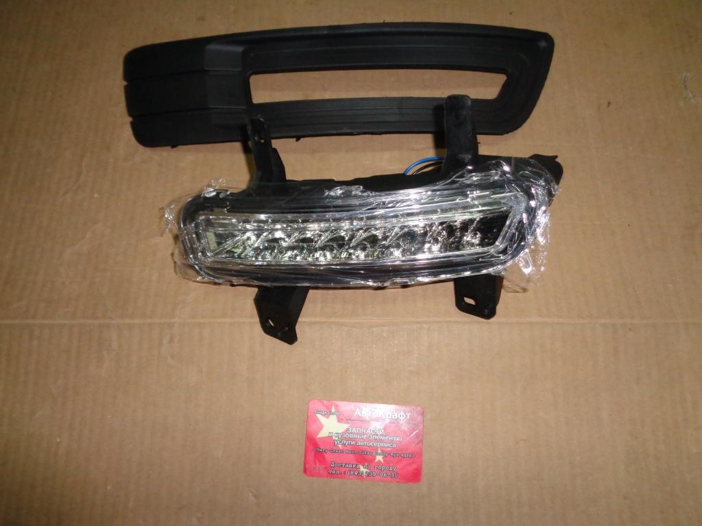 Фара противотуманная правая Geely Emgrand 7 (светодиодный) 1067004886