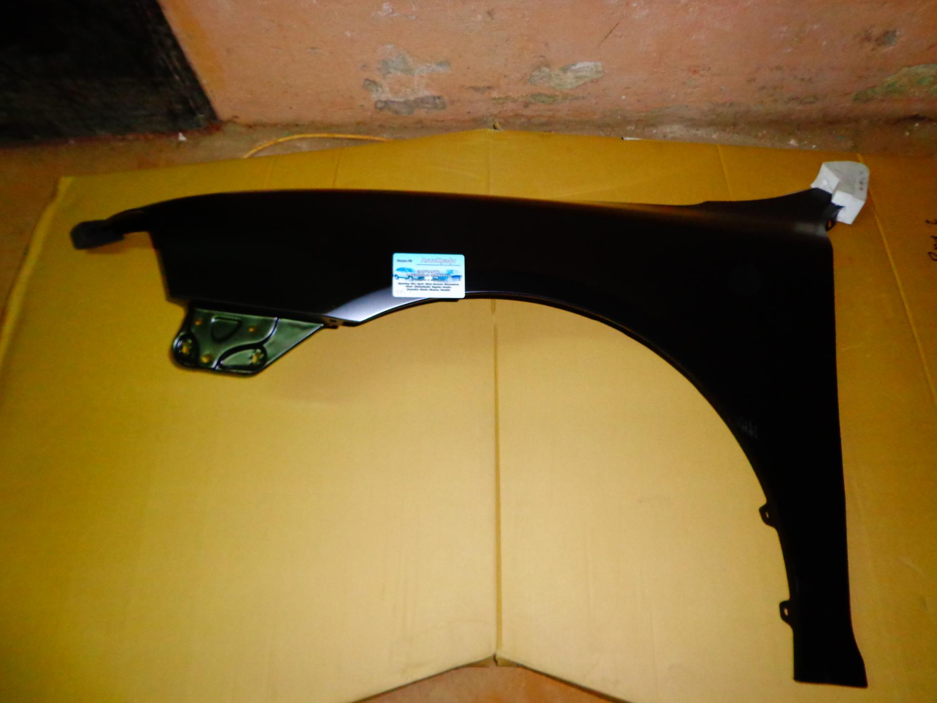 Крыло переднее левое Mazda 3 SDN BN8V52211CD 