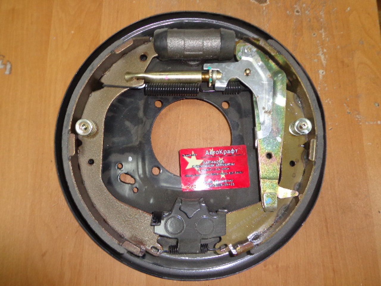 Щит заднего тормоза правый в сборе Great Wall Safe 4x4 3502520-F02