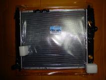 Радиатор охлаждения Chevrolet Aveo 04-08 1,2/1.4 8v (автомат) 96536524 