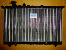 Радиатор охлаждения Hyundai Sonata (механика) 2531038050